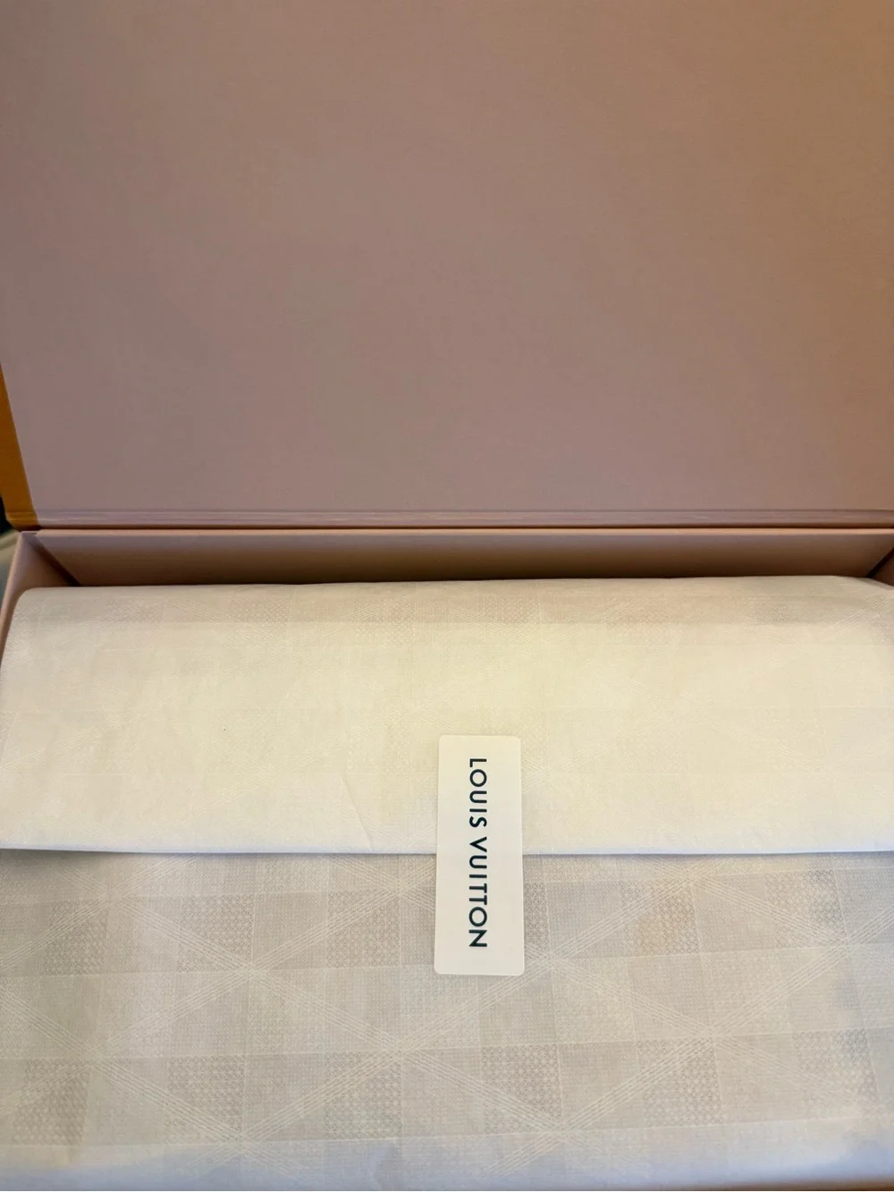 Louis Vuitton Essential Scarf
